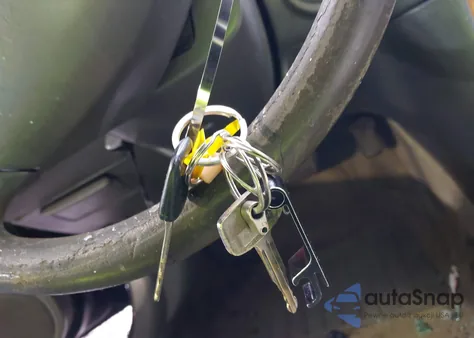 1997 Toyota Camry Le z USA, uszkodzony, nr VIN JT2BG22K5V0021599